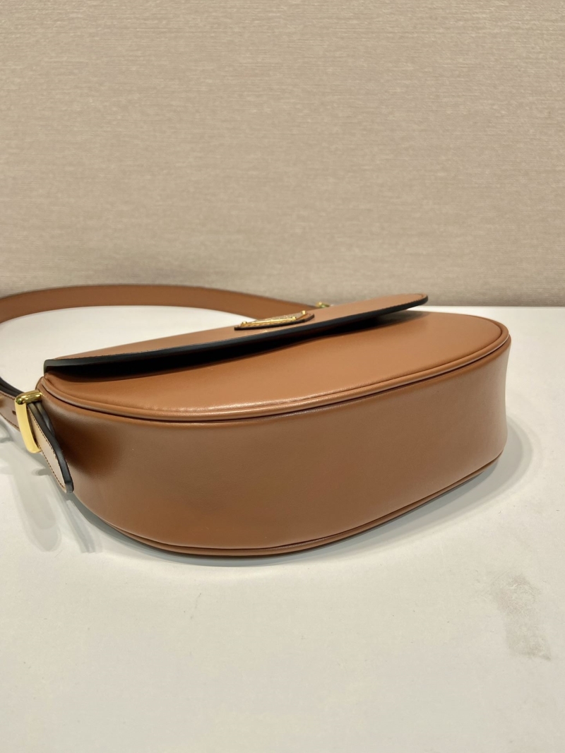 Pra*a hobo bags